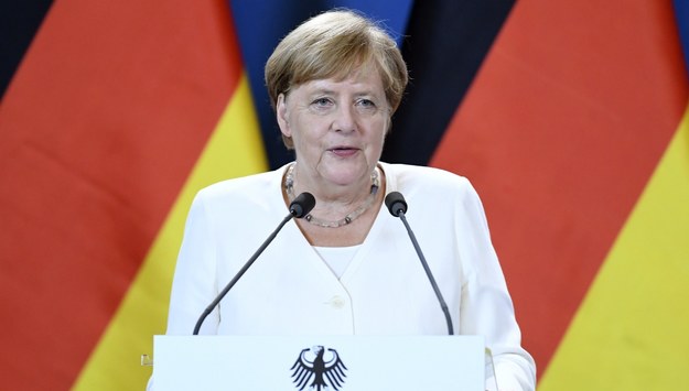 Angela Merkel /Szilard Koszticsak /PAP/EPA