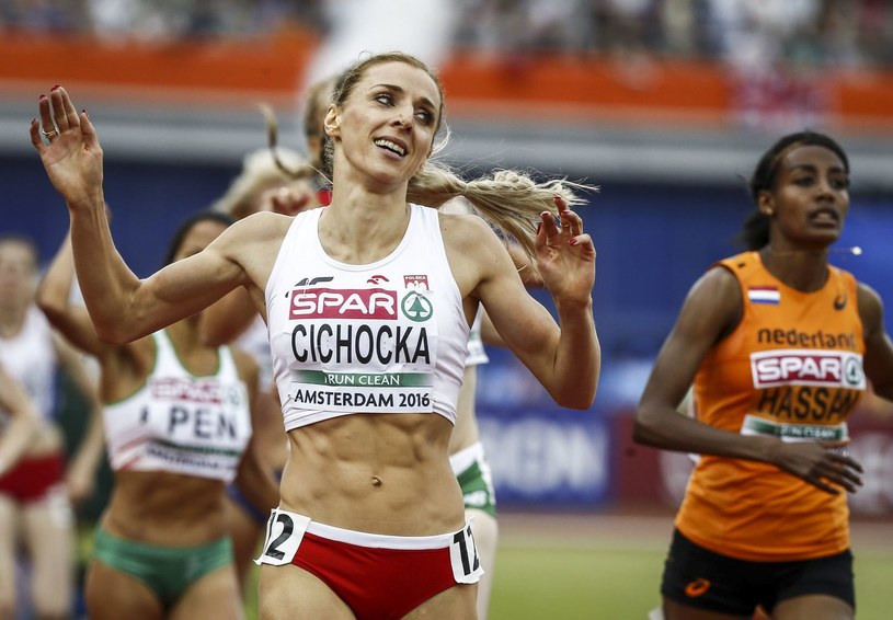 Angelika Cichocka podczas mistrzostw w Amsterdamie /AFP