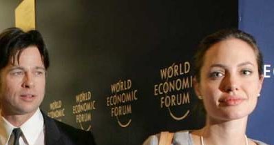 Angelina Jolie i Brad Pitt podczas ubiegłorocznego Davos /AFP