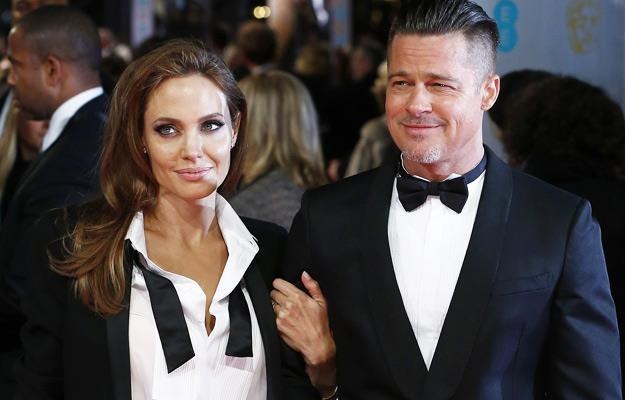 Angelina Jolie i Brad Pitt są na liście gwiazd, które będą wręczały statuetki Oscarów /AFP
