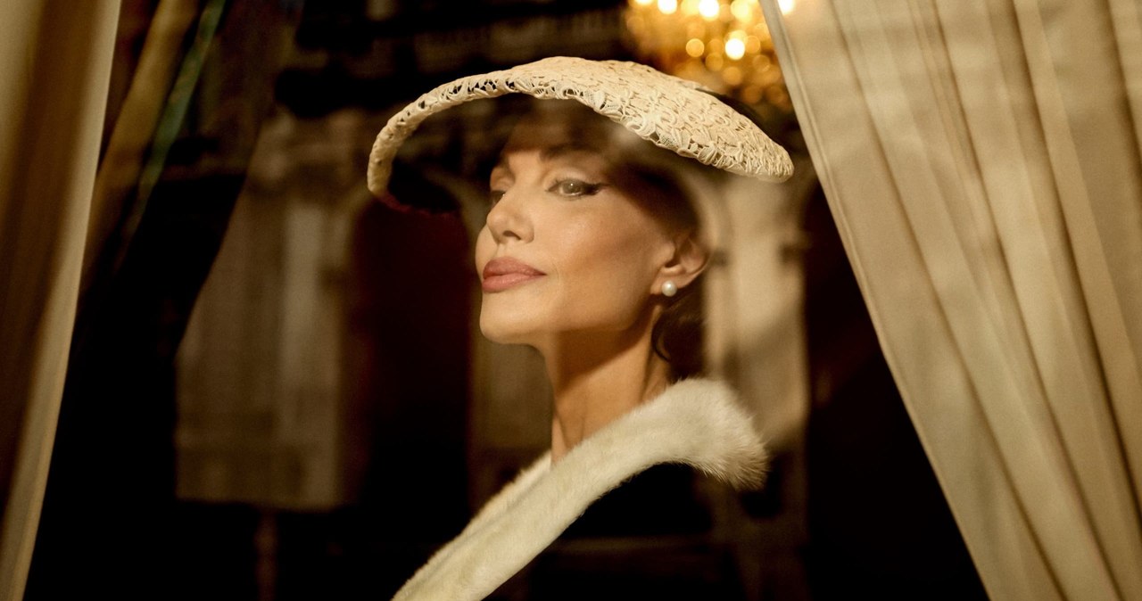 Angelina Jolie jako Maria Callas w filmie "Maria" /materiały dystrybutora