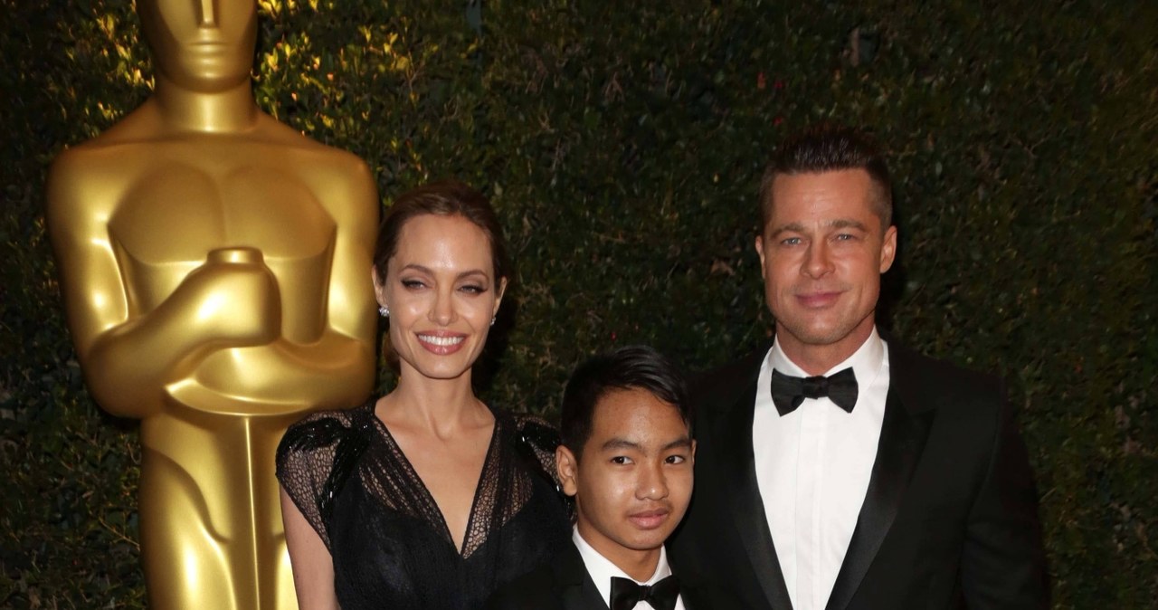 Angelina Jolie, Maddox i Brad Pitt - jeszcze razem na zdjęciu z listopada 2013 roku /David Edwards /PAP/EPA