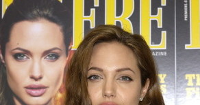 Angelina Jolie pomimo ciąży nie może narzekać na brak filmowych propozycji /AFP