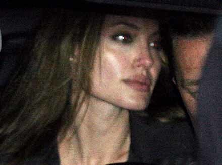 Angelina Jolie "przyłapana" w Pradze /Getty Images/Flash Press Media