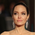 Angelina Jolie: Punkowa przeszłość gwiazdy. Wraz z córką bawiła się na koncercie Maneskin