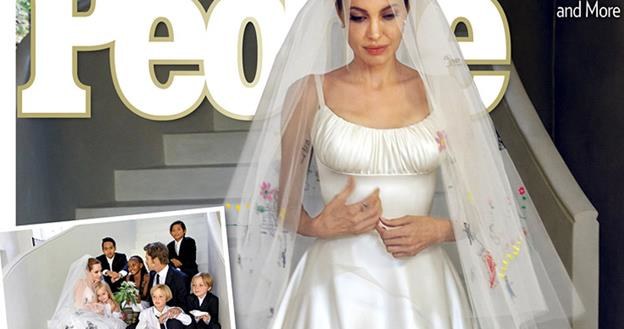 Angelina Jolie w sukni ślubnej na okładce magazynu "People" /materiały prasowe