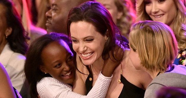 Angelina Jolie z córkami /Kevin Winter /Getty Images