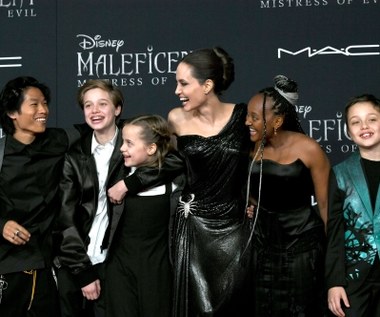 Angelina Jolie z dziećmi na premierze "Czarownicy 2"