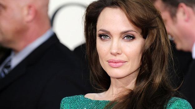 Angelina Jolie znana jest ze swej działalności charytatywnej /AFP