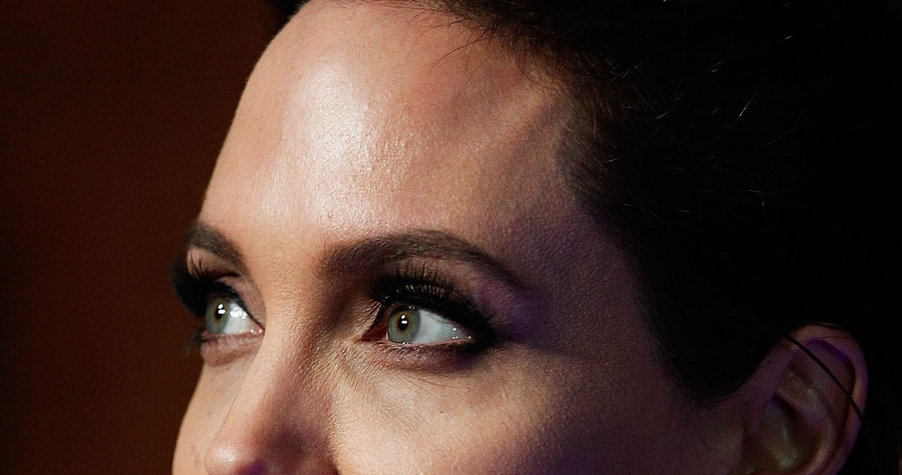 Angelina Jolie /Brendon Thorne /Getty Images