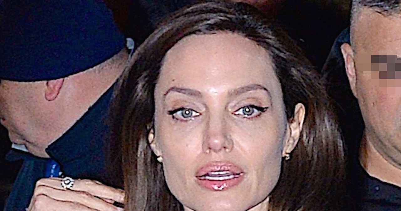 Angelina Jolie /Gachie / Splash News /East News