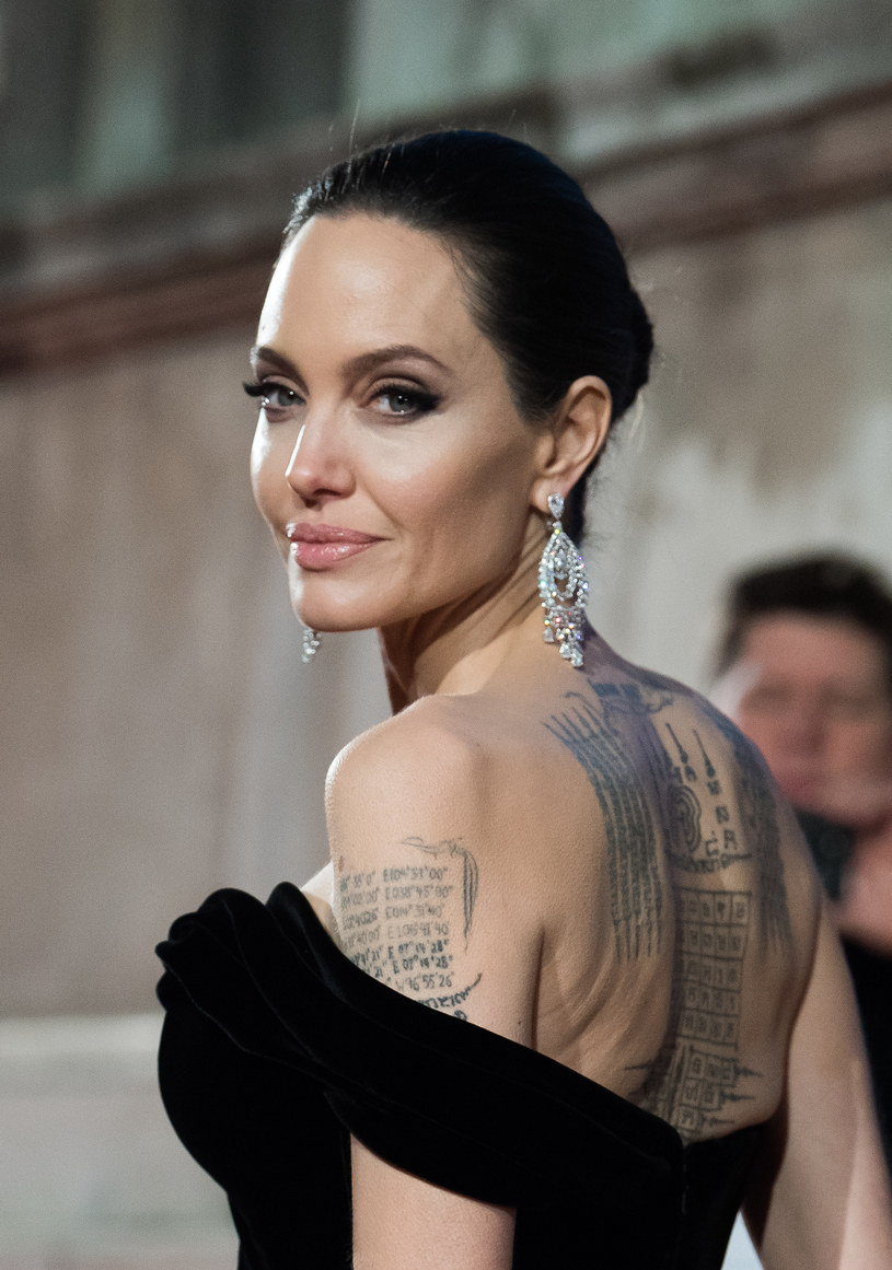 Angelina Jolie /Samir Hussein/WireImage /Getty Images