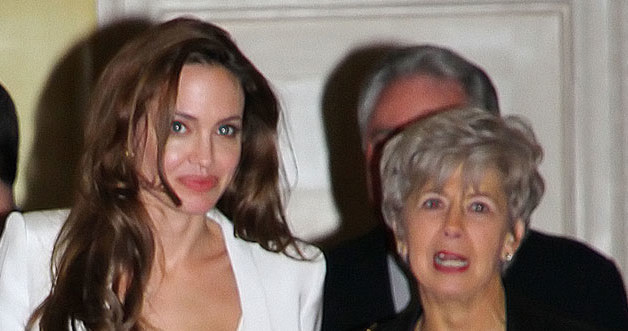 Angelina z matką Brada Jane Pitt /Jackson Lee /Splashnews