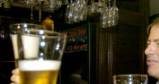 Anglicy piją coraz więcej /AFP