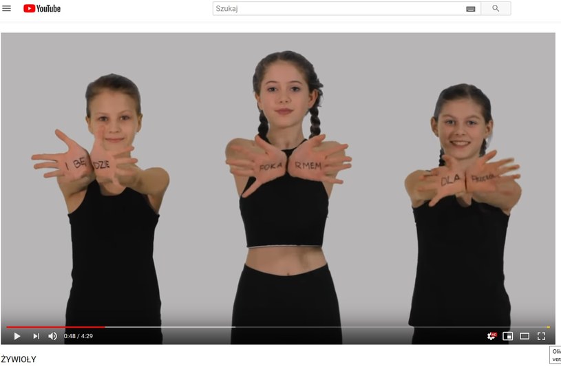 Ania Dąbrówka w materiale Warsztatowej Akademii Musicalowej, fot. YouTube