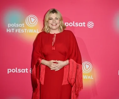 Ania Dąbrowska ze światowym viralem. Piosenka "W głowie" po 10 latach podbija serca kibiców