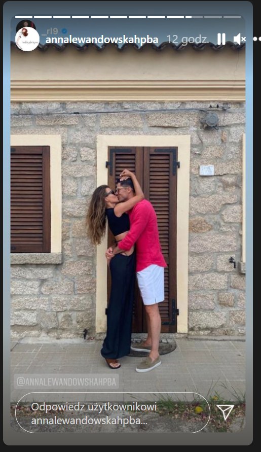 Ania i Robert nie szczędzili sobie czułości we Włoszech /Instagram/annalewandowskahpba /Instagram