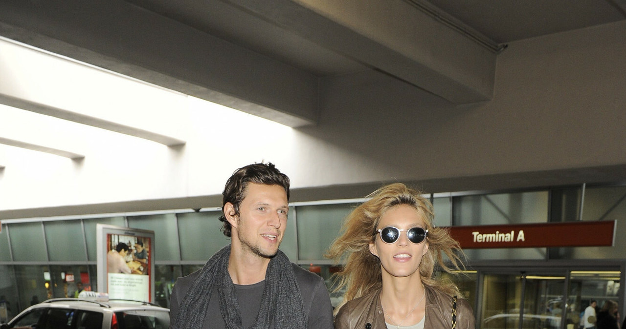 Anja Rubik i Sasha Knezevic w 2011 r. /TRICOLORS/EAST NEWS /East News