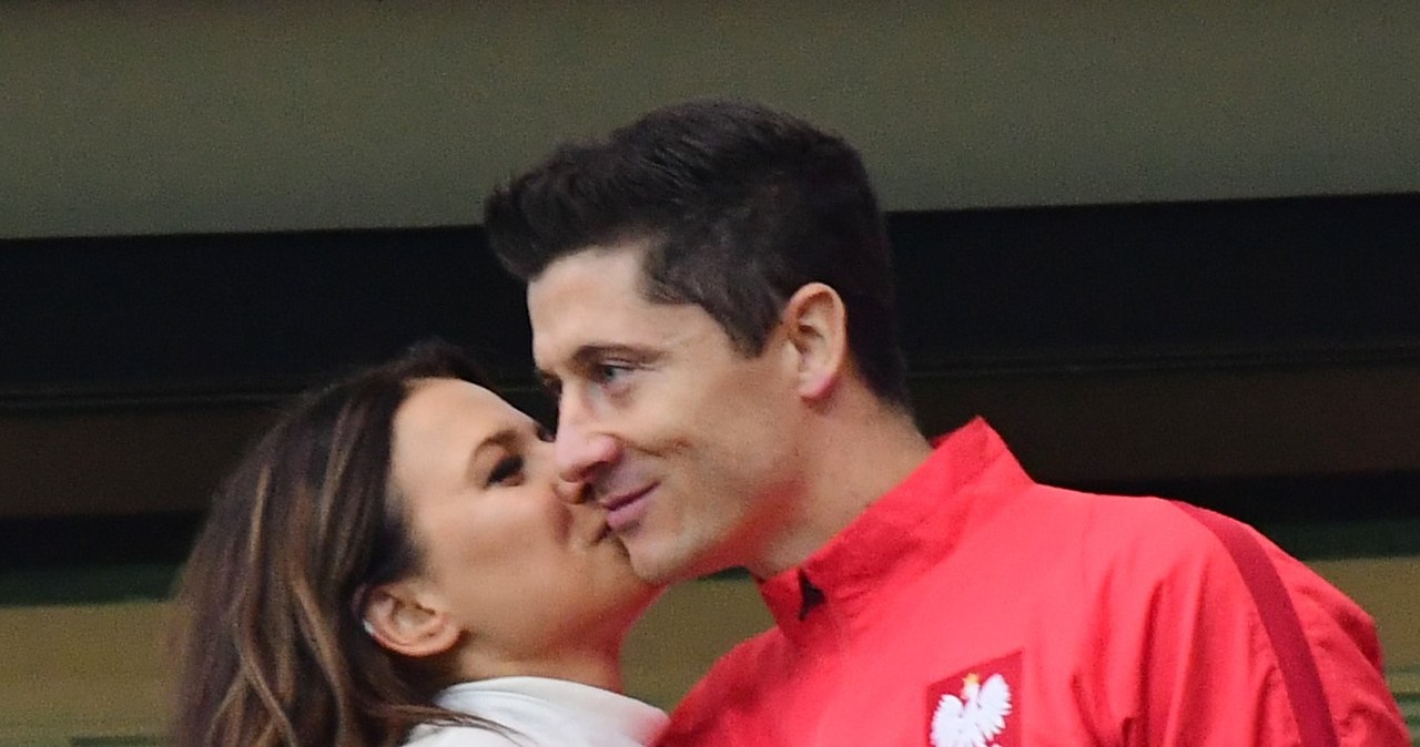 Anna i Robert Lewandowscy podczas meczu Polska - Urugwaj /Paweł Ciecierski /Newspix