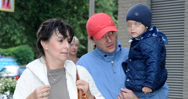 Anna Korcz i Paweł Pigoń z synem /Andras Szilagyi /MWMedia