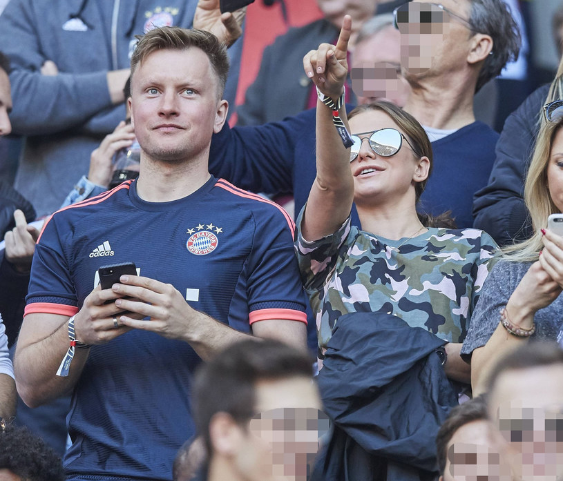 Anna Lewandowska i Kuba Wesołowski na meczu Bayern-Borussia /Peter Schatz /East News