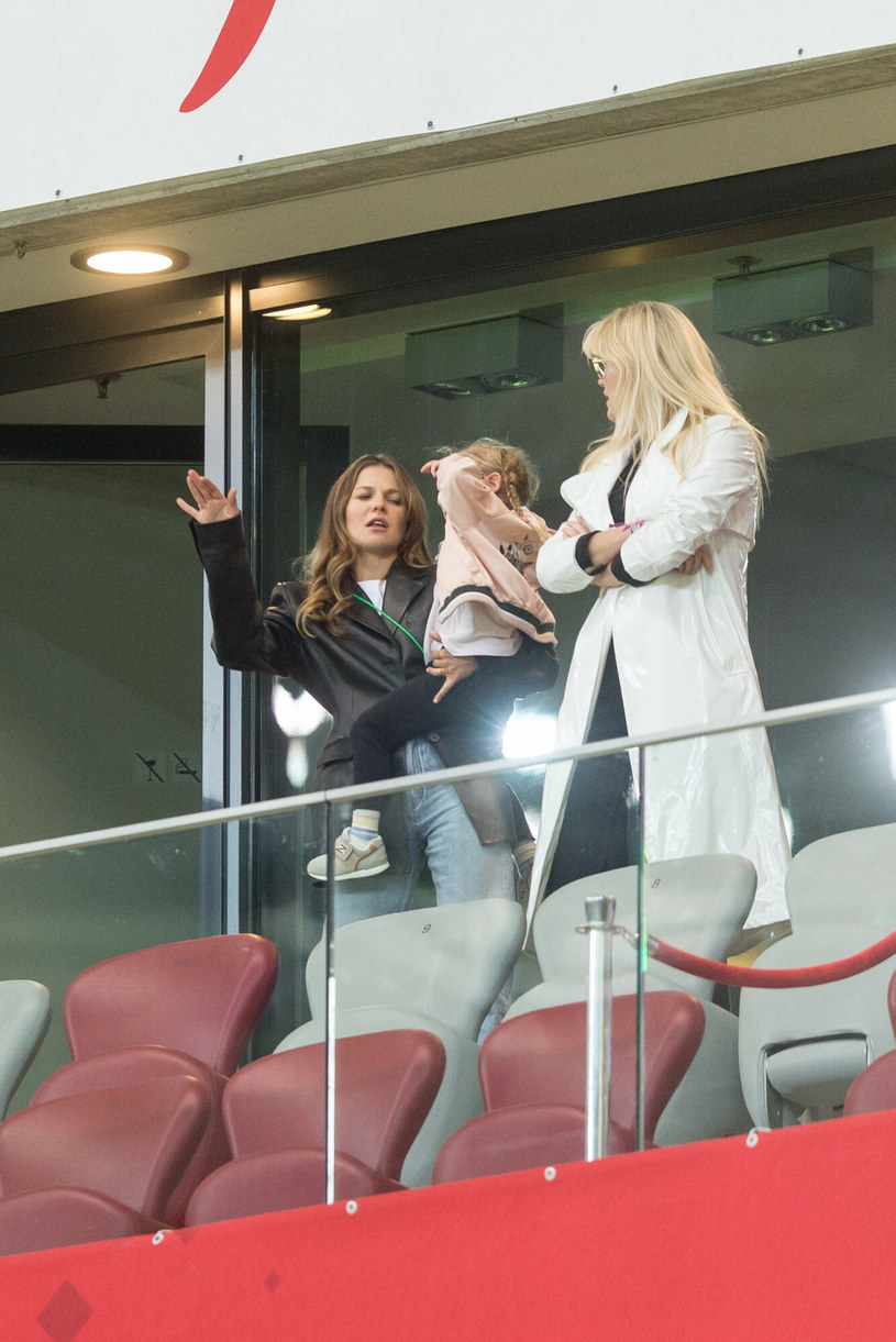 Anna Lewandowska na meczu Polska-Albania /Foto Olimpik/Tomasz Jastrzebowski /Reporter