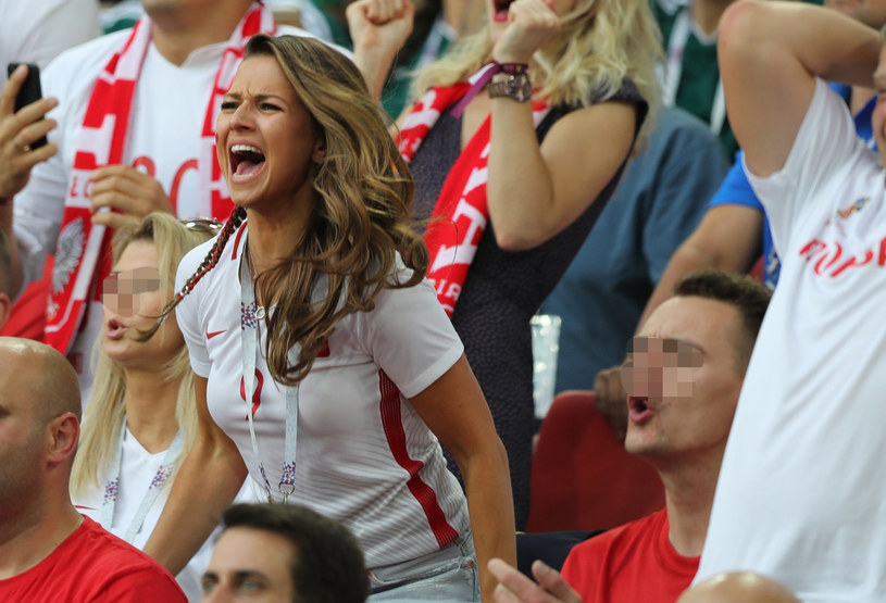 Anna Lewandowska na meczu Polska-Senegal /Pierre Teyssot / Splash News