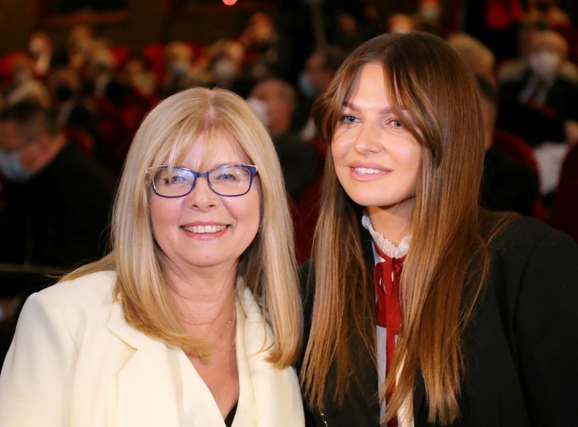 Anna Lewandowska z mamą, Marią Stachurską /Piotr Molecki /East News