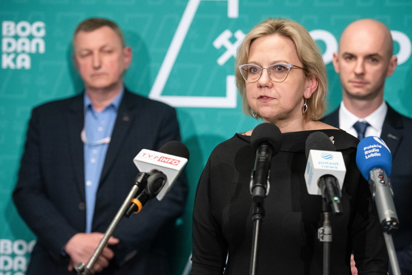 Anna Moskwa zapowiedziała, że Polska będzie walczyć z unijną dyrektywą dotyczącą aut spalinowych /Wojtek Jargiło /PAP