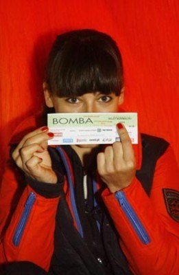 Anna Mucha z "bombowym" biletem /