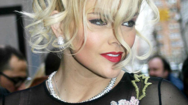 Anna Nicole Smith zmarła tragicznie w 2007 roku. /materiały prasowe