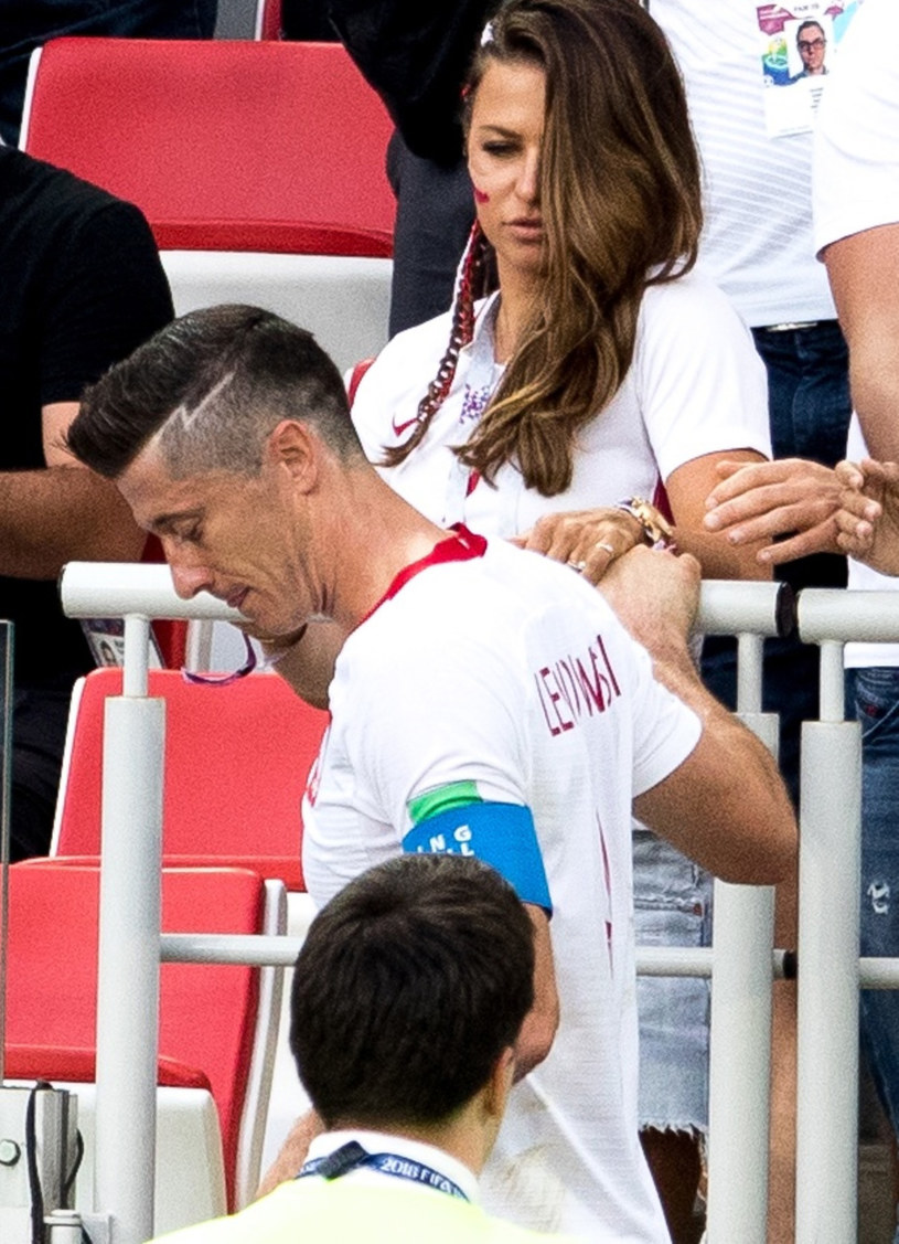 Anna pocieszała Roberta po meczu Polski z Senegalem /Andrzej Iwańczuk /Reporter