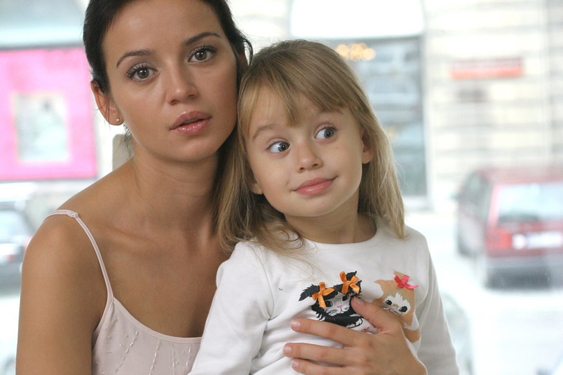 Anna Przybylska z córką Oliwią w 2006 roku /Rafał Maciąga /Agencja FORUM