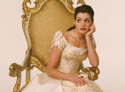 Anne Hathaway w "Pamiętniku księżniczki" /