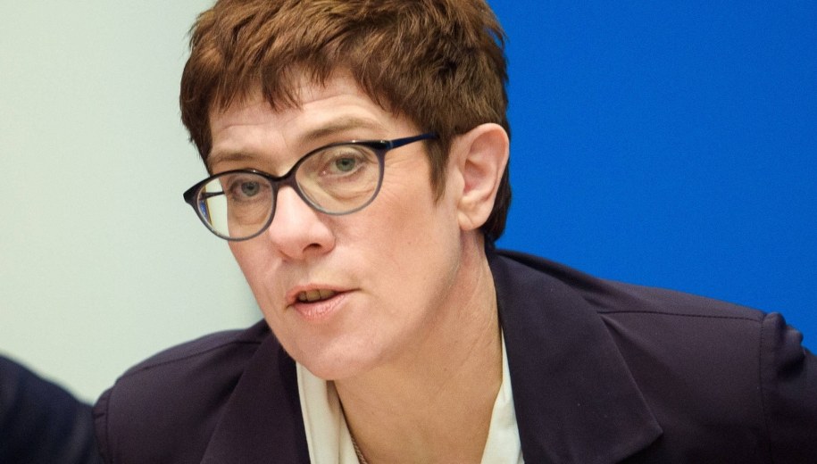 Annegret Kramp-Karrenbauer /PAP/DPA/Gregor Fischer /PAP/EPA