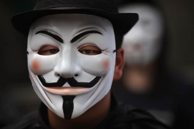 Anonimowi uderzyli w Australii - chcą walczyć o wolność internetu /AFP