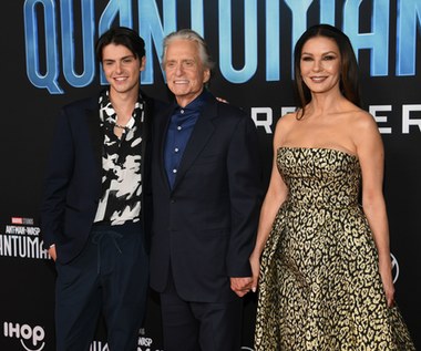 "Ant-Man i Osa: Kwantomania": Michael Douglas i Catherine Zeta-Jones z synem na premierze 