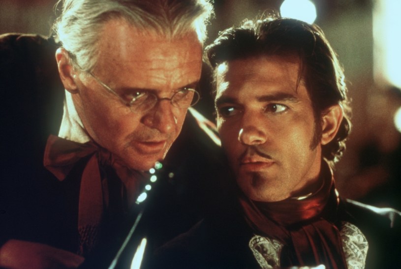 Anthony Hopkins i Antonio Banderas w "Masce Zorro" /Ronald Siemoneit/Sygma/Sygma /Getty Images