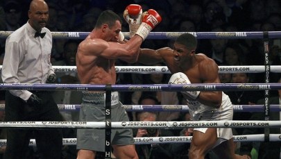 Anthony Joshua nokautuje Władimira Kliczkę po ringowej wojnie!