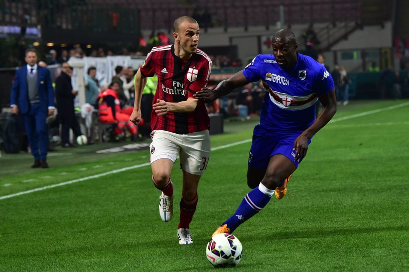 Antonelli (z lewej) podczas meczu Serie A /AFP