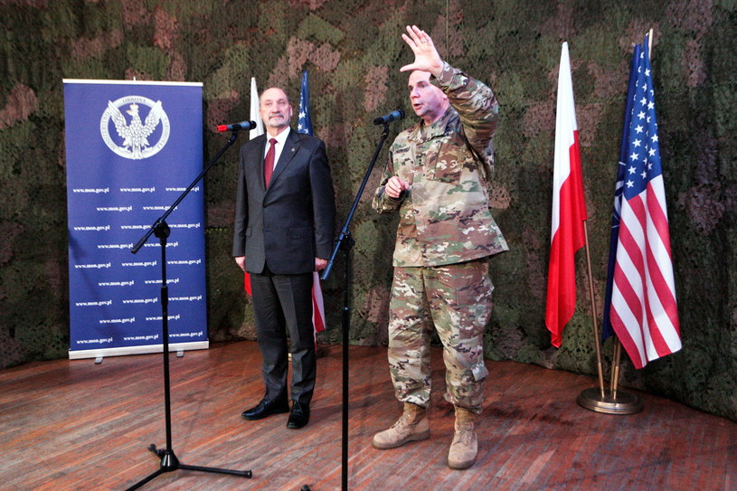 Antoni Macierewicz i gen. Ben Hodges /Lech Muszyński /PAP