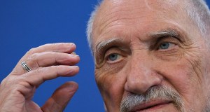 Antoni Macierewicz z zarzutami. Chodzi o SKW
