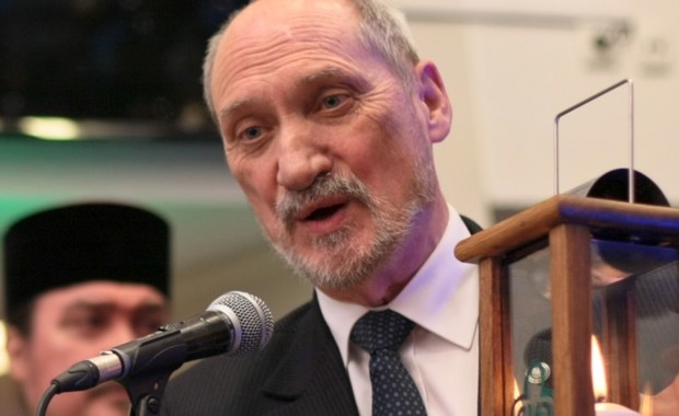 Antoni Macierewicz zawiadamia prokuraturę ws. byłego szefa Centrum Eksperckiego NATO