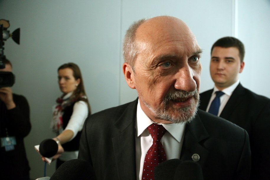Antoni Macierewicz /Tomasz Gzell /PAP