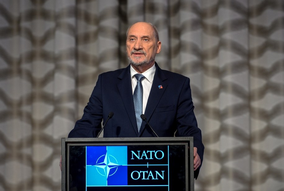 Antoni Macierewicz /Marcin Obara /PAP