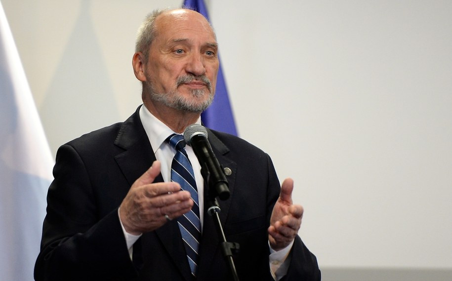 Antoni Macierewicz /Piotr Polak /PAP