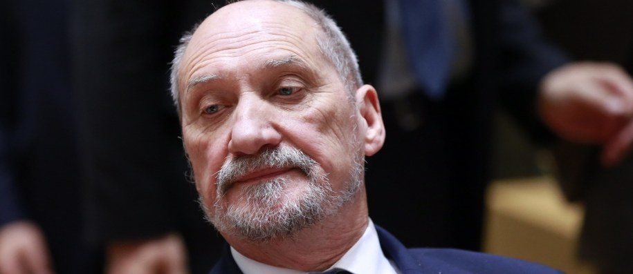 Antoni Macierewicz /OLIVIER HOSLET /PAP/EPA