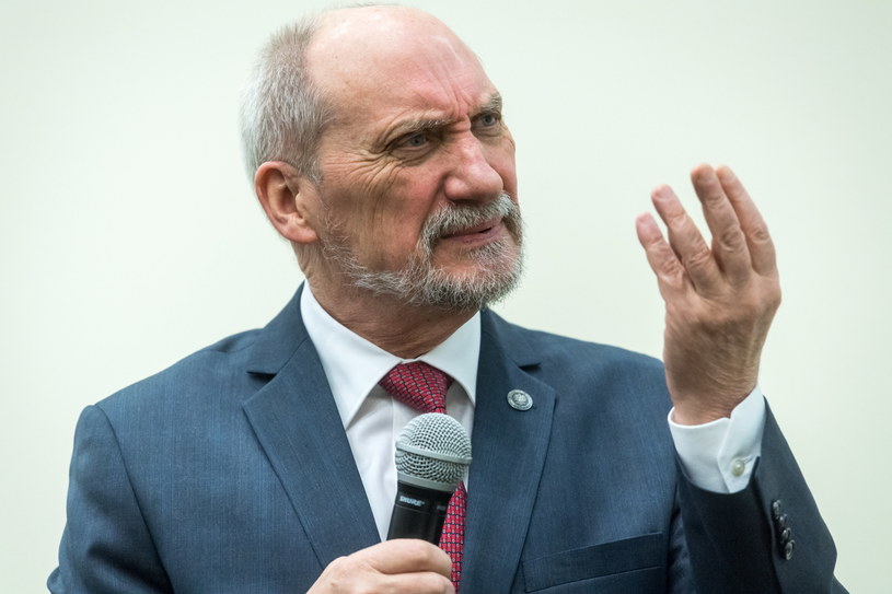 Antoni Macierewicz /Tytus Żmijewski /PAP