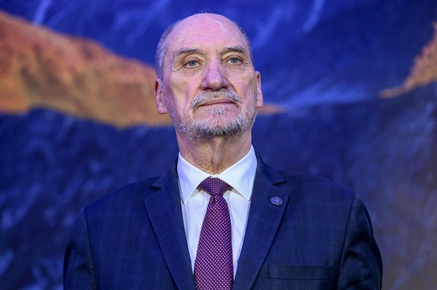 Antoni Macierewicz /Darek Delmanowicz /PAP