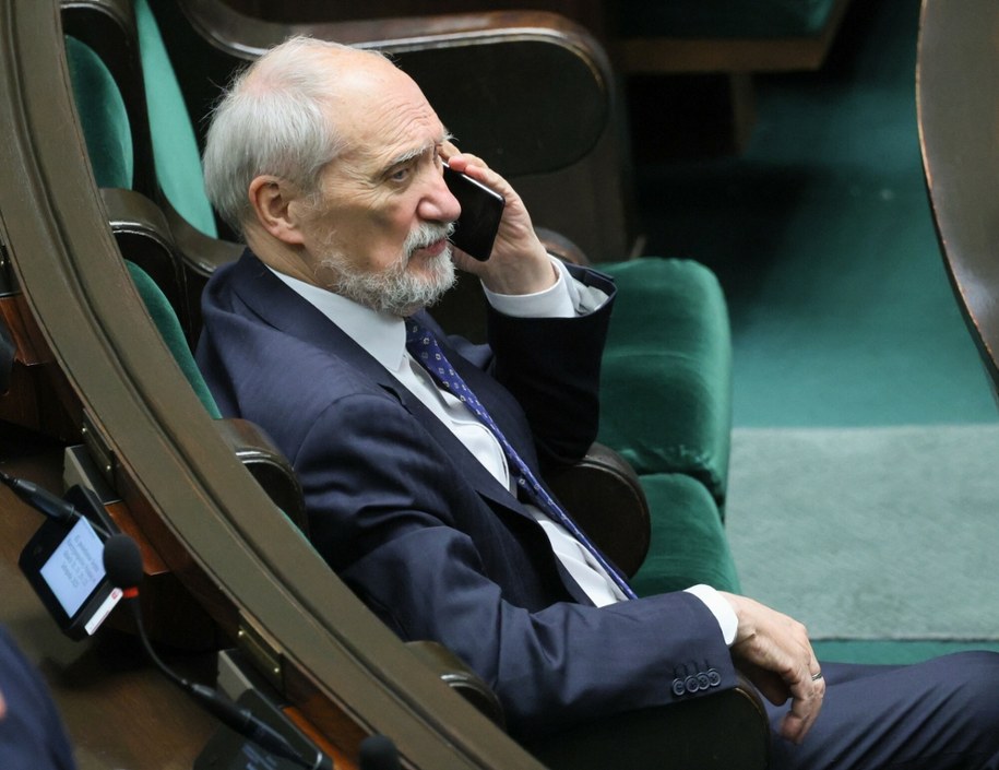Antoni Macierewicz /	Wojciech Olkuśnik /East News